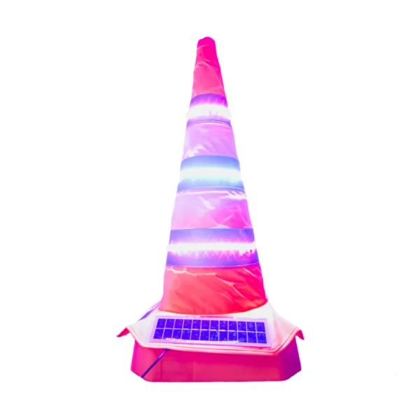 Cono vial retráctil con tiras led y panel solar